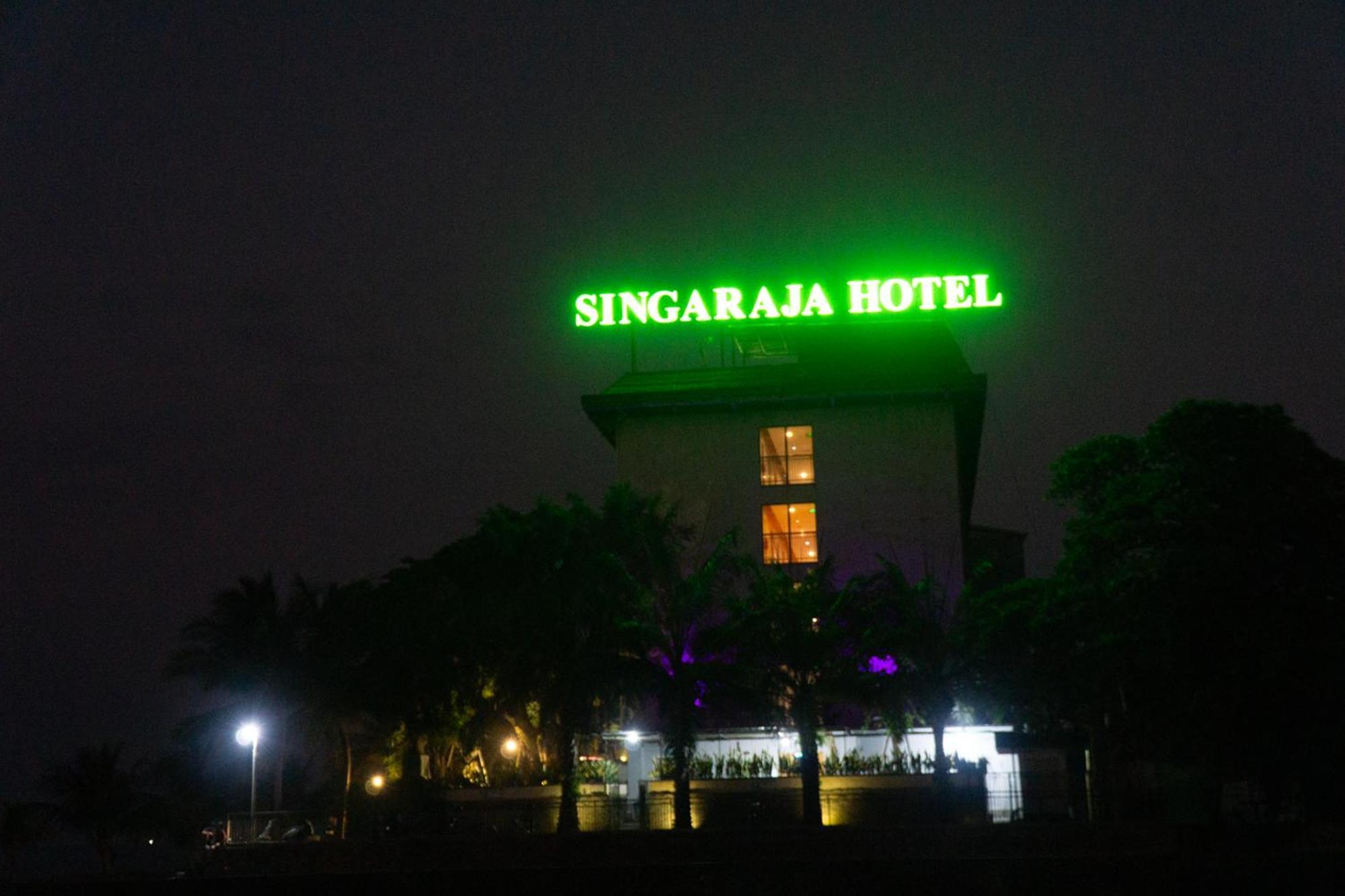 Singaraja Hotel - Chse Certified Exterior photo